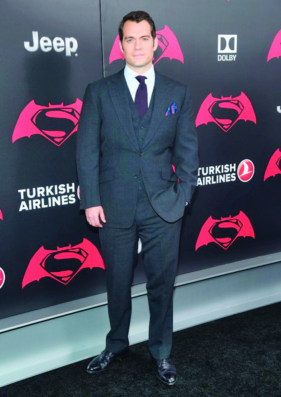 04 Henry Cavill