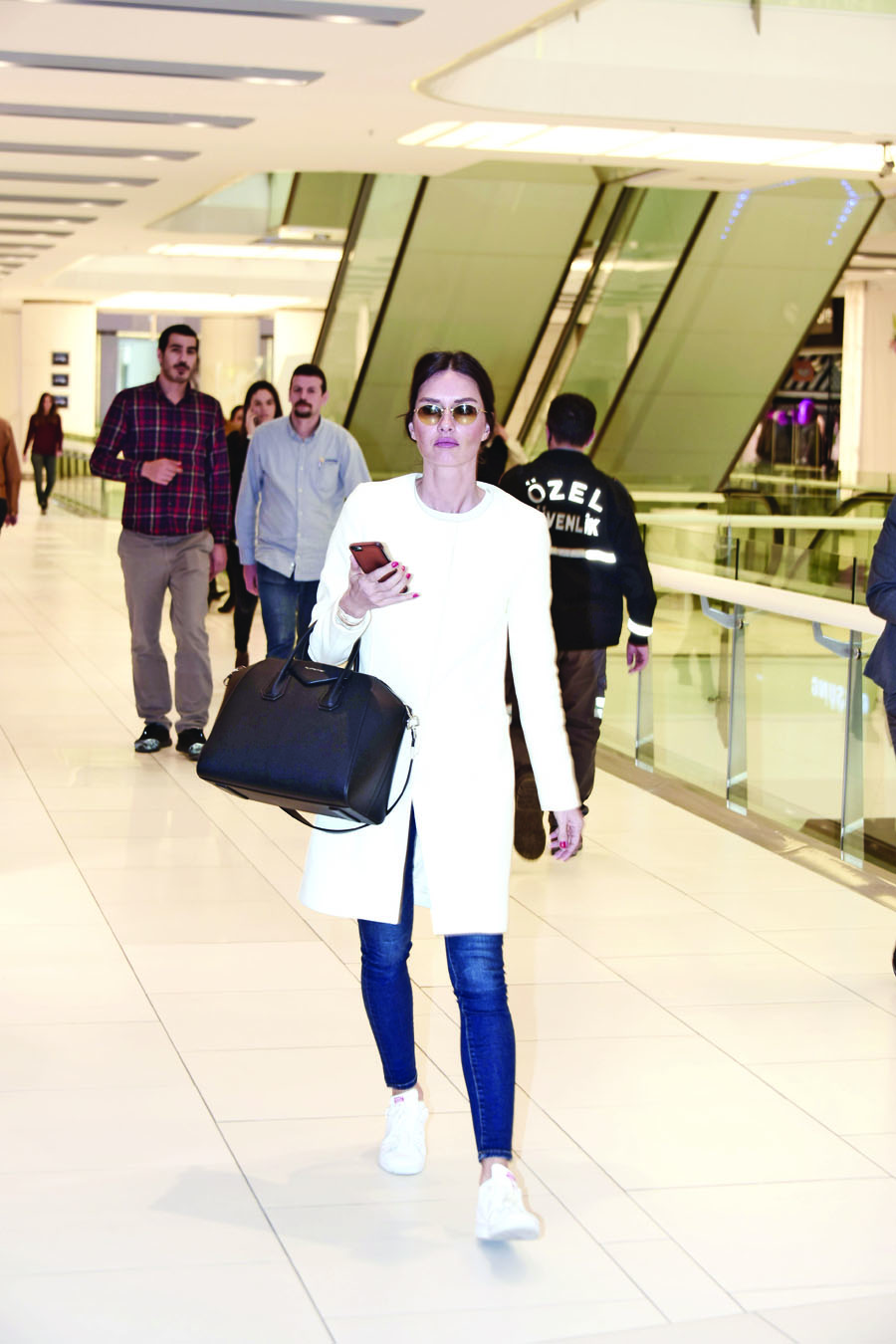 1458545717_Yasemin_Ozilhan1