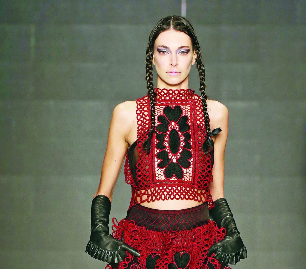 “Bora Aksu Runway – Mercedes-Benz Fashion Week Istanbul Autumn/Winter 2016”