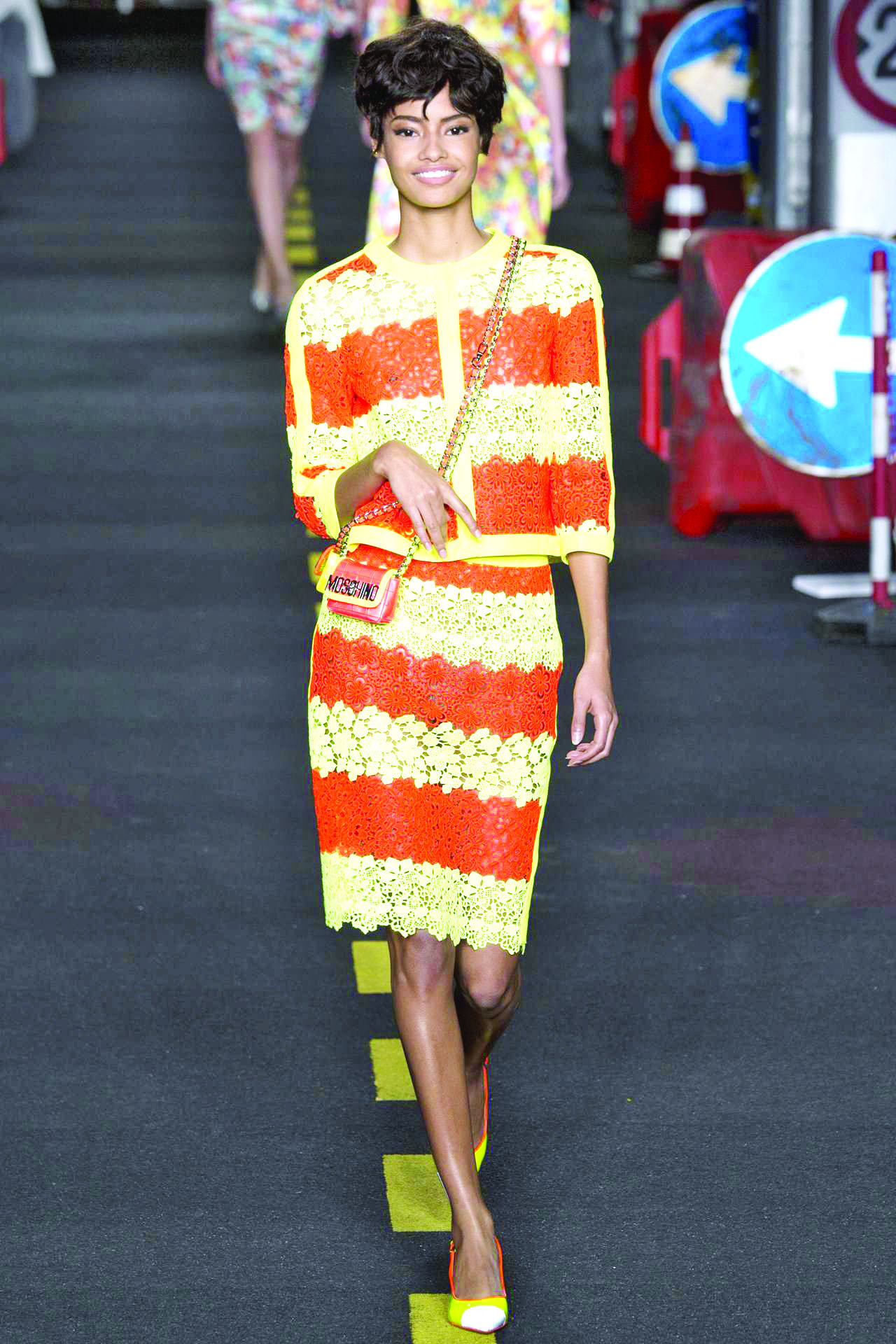 moschino 5