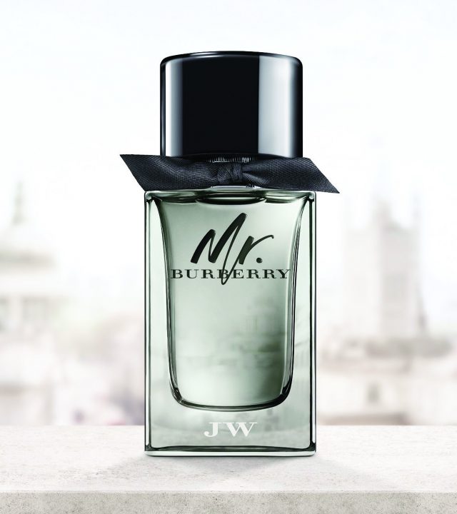MR_BURBERRY_CREATIVE_PACKSHOT