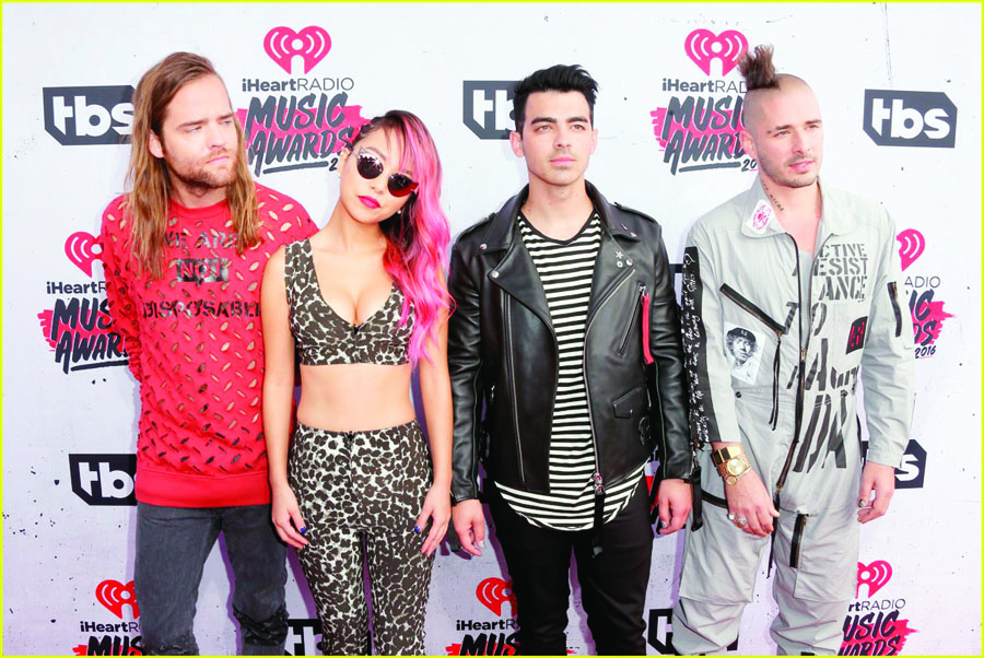 dnce