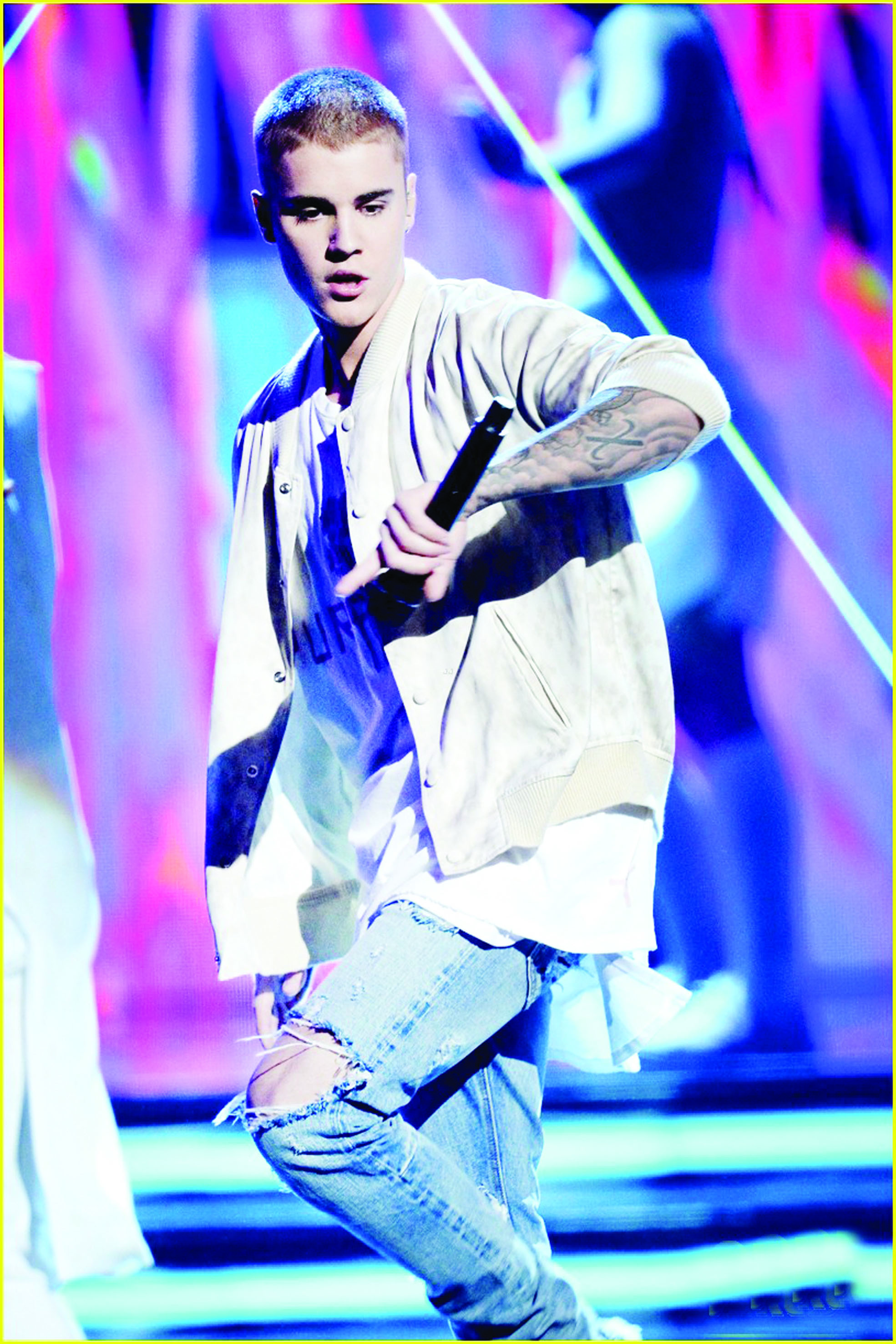 LAS VEGAS, NV - MAY 22: Recording artist Justin Bieber performs onstage during the 2016 Billboard Music Awards at T-Mobile Arena on May 22, 2016 in Las Vegas, Nevada. (Photo by Kevin Winter/Getty Images)