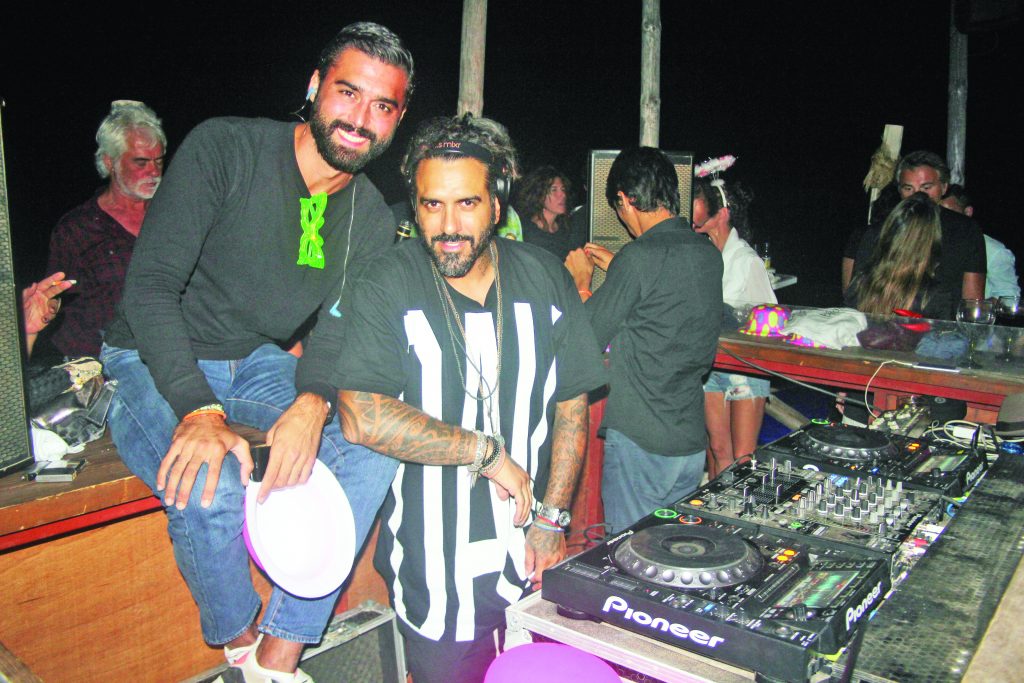 Madeo Beach, sezona muhteşem bir  partiyle  veda etti - 22749