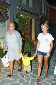 07-Nuran Erken,Eymen,Ece Erken