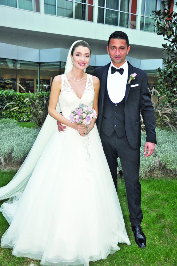 Evren Alam ile Neslihan Çelebioğlu şık bir düğün ile evlendiler - 28476