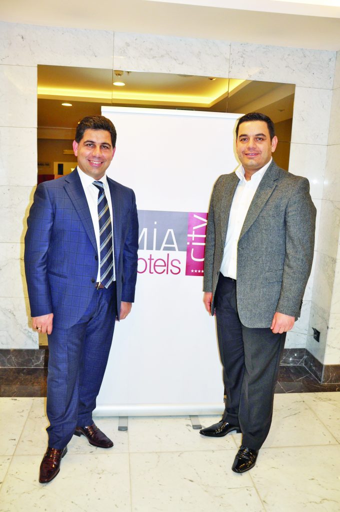 Gaziemir’in lider inşaat firması Koç İnşaat’ın yeni yıl yemeğinde buluştular - 34824