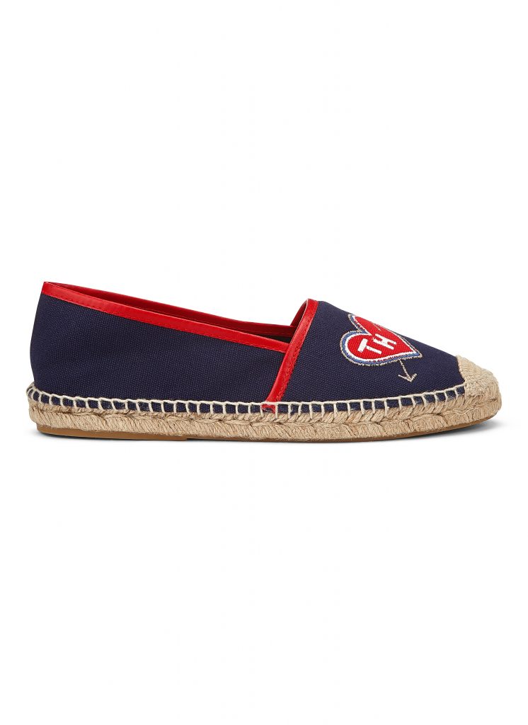 Tommy Hilfiger’ın renkli tasarımları ile annenizi sevindirin - 47910