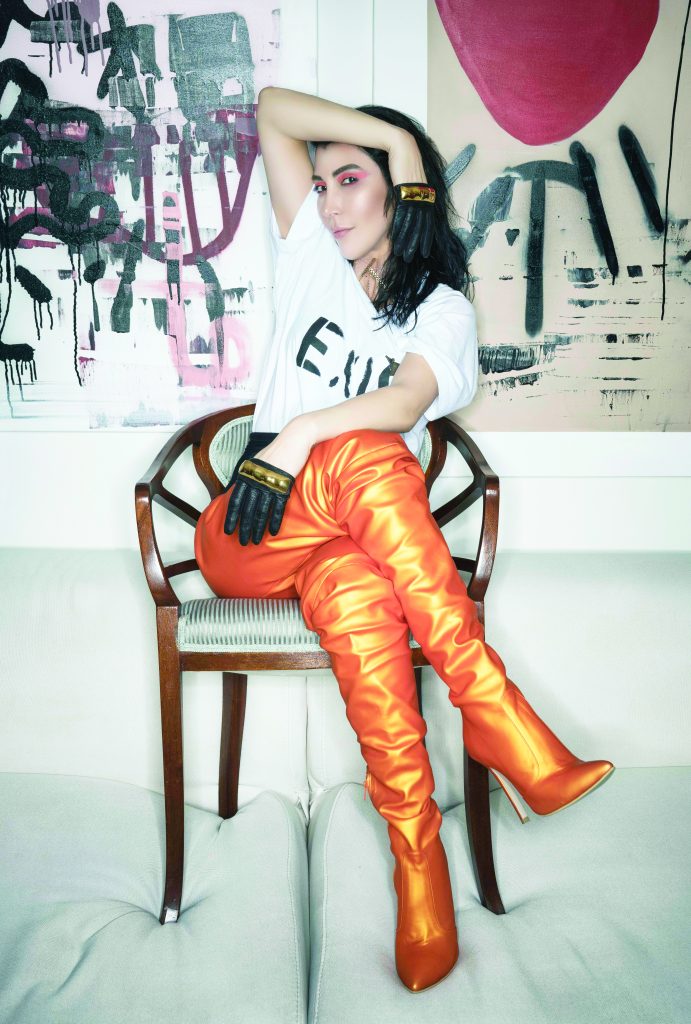 Hande Yener “Dünyaya şarkı söylemek için geldim…” - 52771
