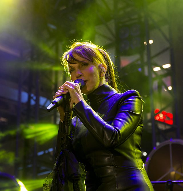 1509571422_Sertab_Erener_Ege_Perla_y___Sallad____1_