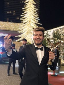 1513001475_Enes_Batur_Altin_Kelebek_Odulleri1