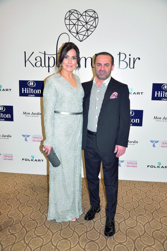 İzmirliler’den tam destek…‘Kalplerimiz bir’ projesine görkemli gece - 74277