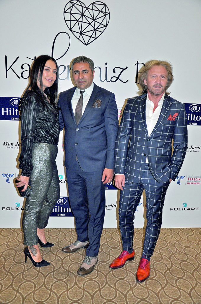 İzmirliler’den tam destek…‘Kalplerimiz bir’ projesine görkemli gece - 74283