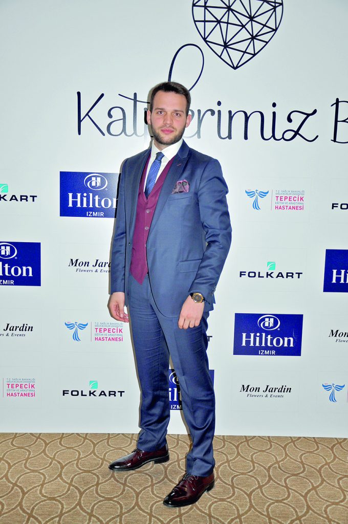 İzmirliler’den tam destek…‘Kalplerimiz bir’ projesine görkemli gece - 74290