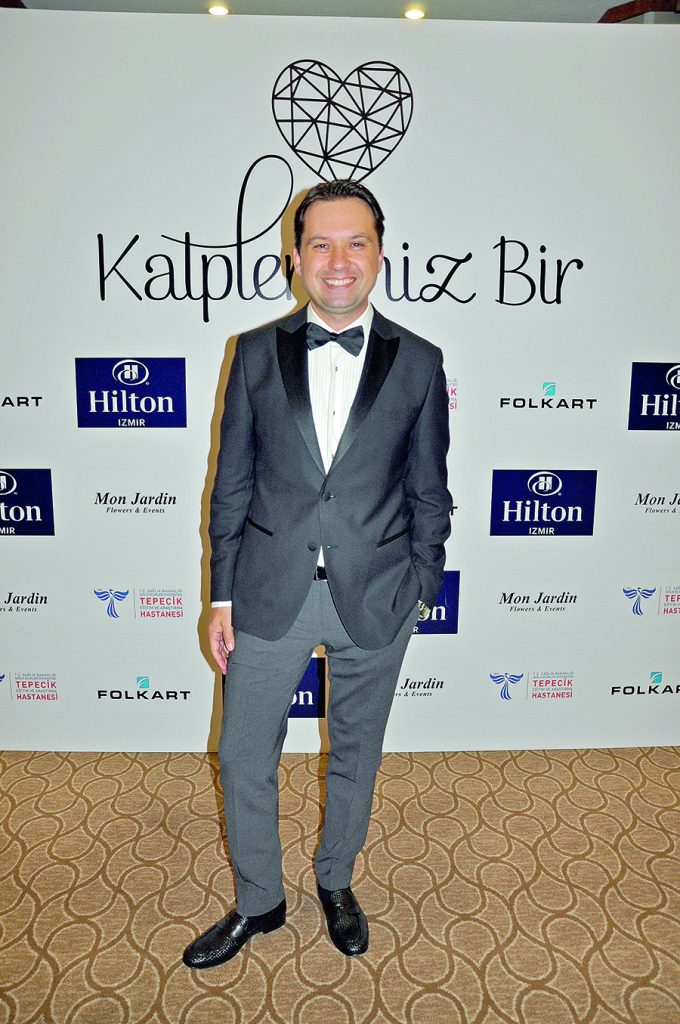 İzmirliler’den tam destek…‘Kalplerimiz bir’ projesine görkemli gece - 74293