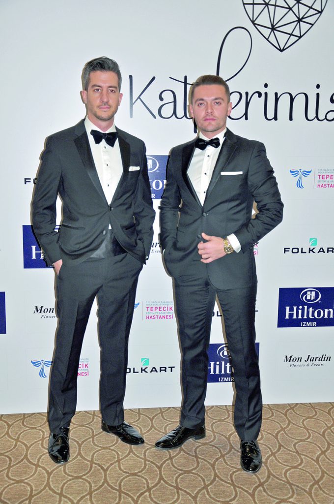 İzmirliler’den tam destek…‘Kalplerimiz bir’ projesine görkemli gece - 74327