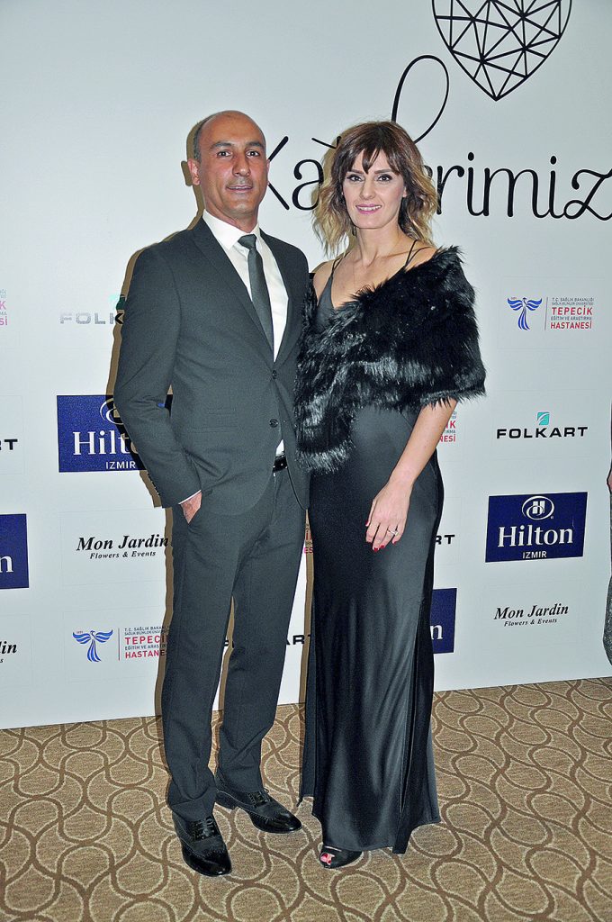 İzmirliler’den tam destek…‘Kalplerimiz bir’ projesine görkemli gece - 74328