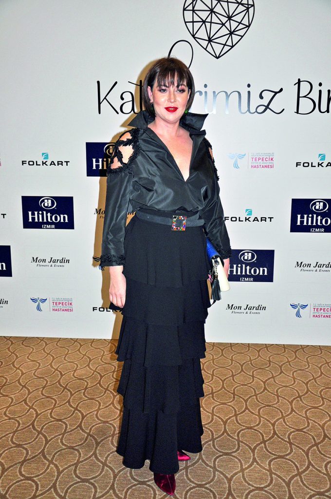 İzmirliler’den tam destek…‘Kalplerimiz bir’ projesine görkemli gece - 74330
