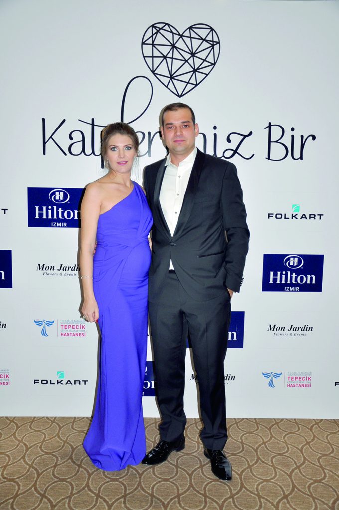 İzmirliler’den tam destek…‘Kalplerimiz bir’ projesine görkemli gece - 74346