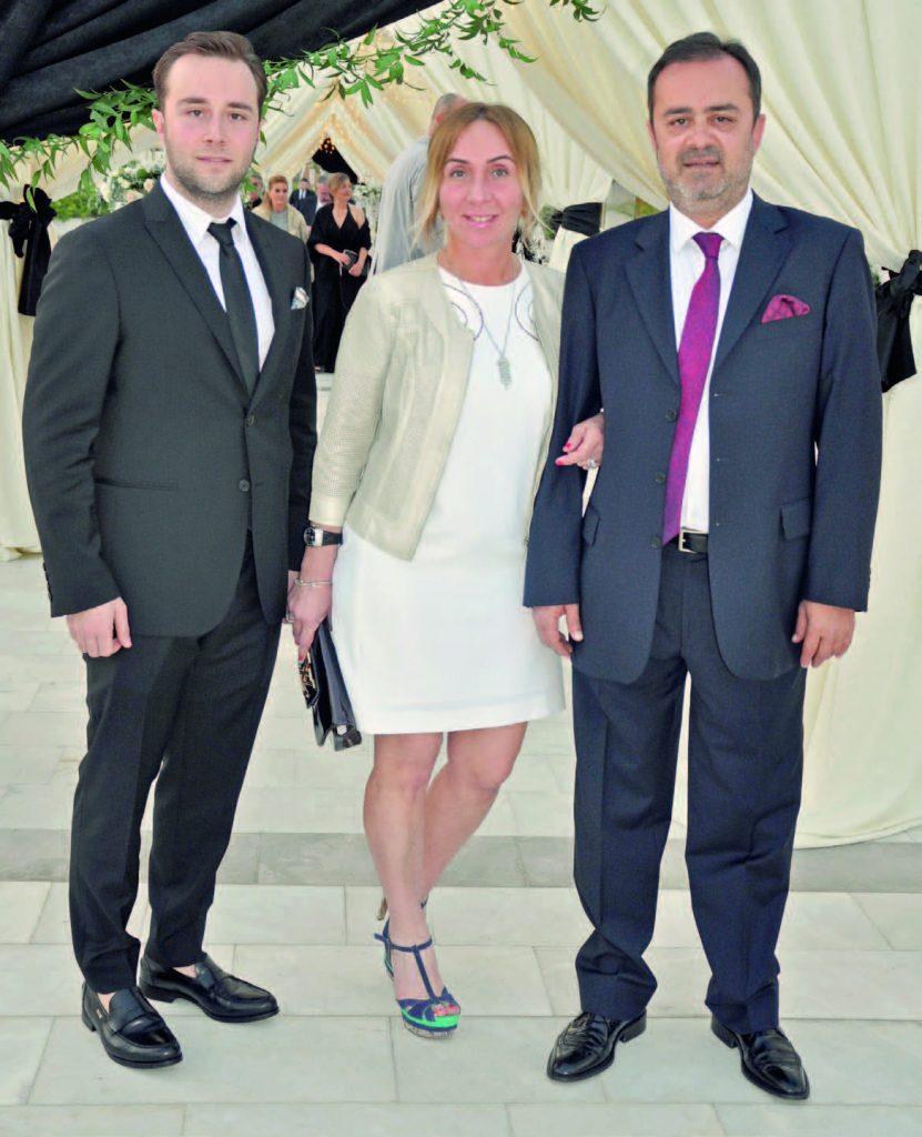 İnci Tuzcuoğlu ve Erol Vurgun görkemli bir törenle dünya evine girdi - 75869