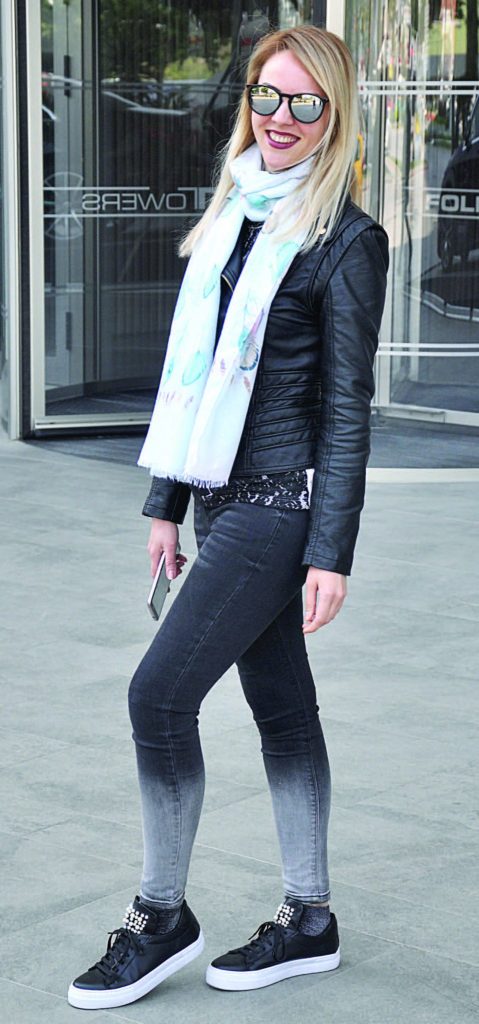 İstanbul İzmir Cadde Sokak - 75478