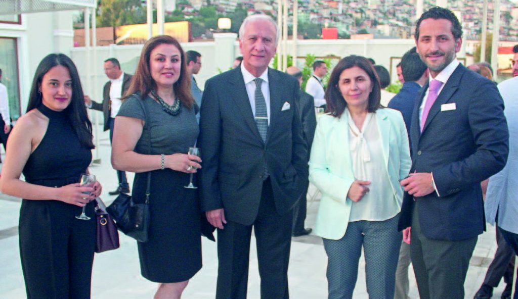 Alman-Türk Ekonomisinin Önemli Isimleri Keyifli ‘Yaz Partisi’nde Bir Araya Geldi - 77560