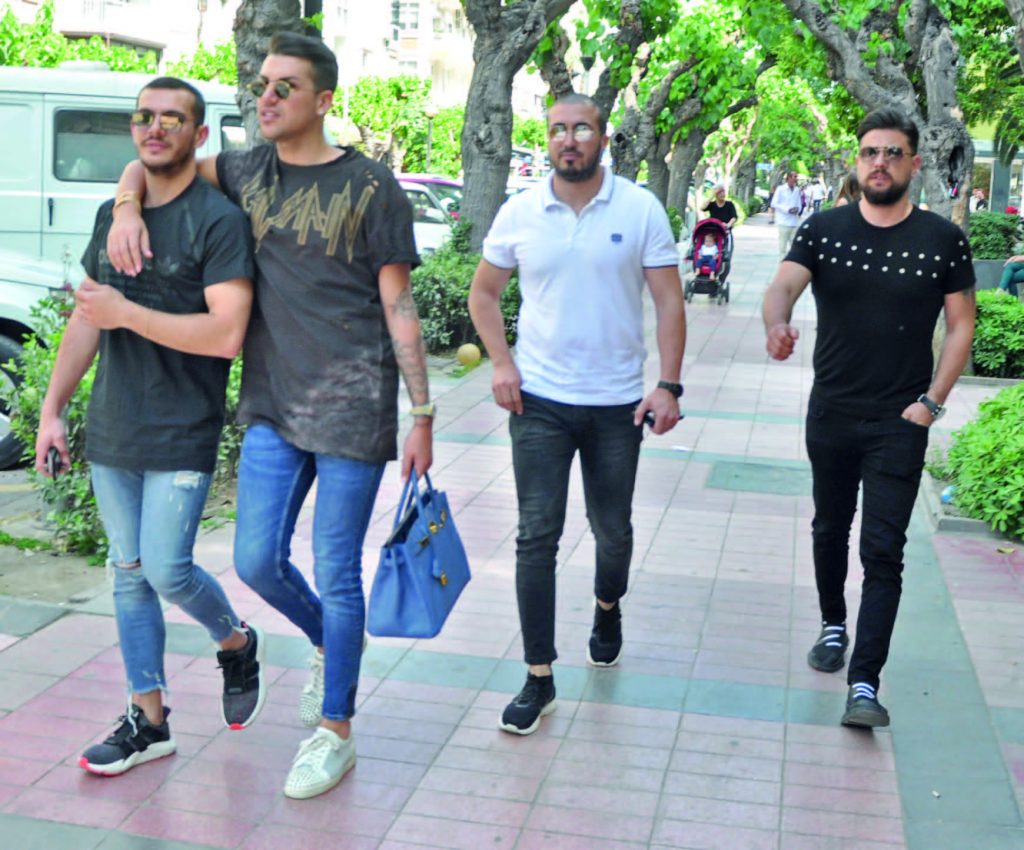 İzmir/İstanbul Cadde Sokak - 77272