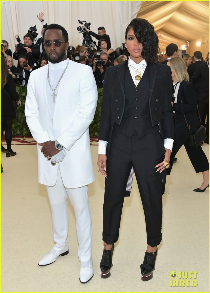 MET Gala 2018’in Kadın Papa’sı: Rihanna - 76922