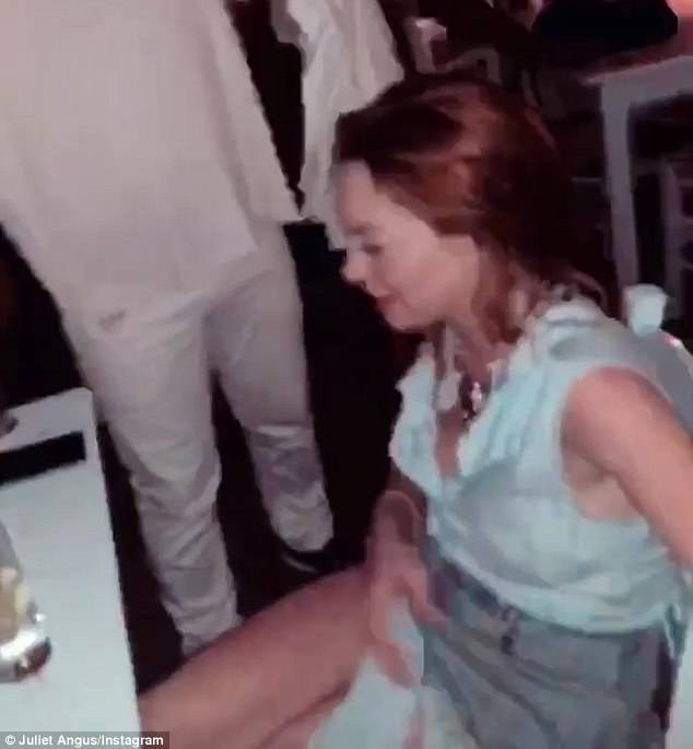 4DE55EDA00000578-5915289-Birthday_beauty_The_32_year_old_actress_styled_her_long_red_tres-m-40_1530655804578