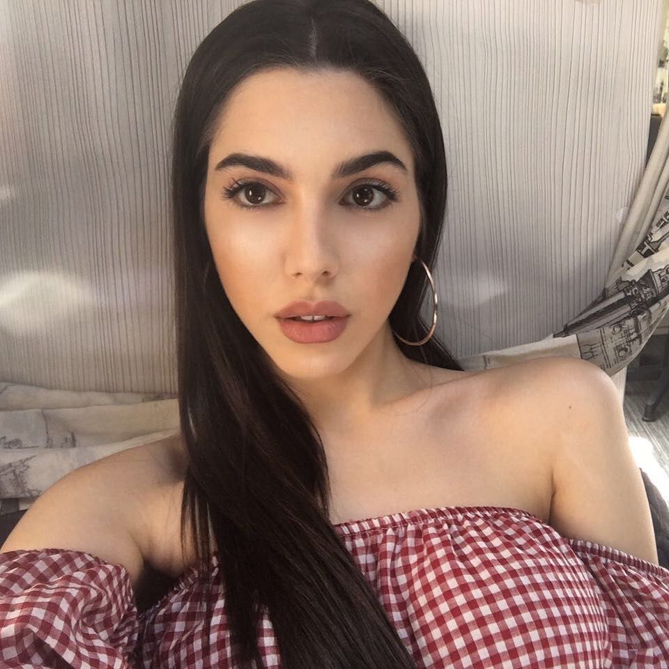 8. divamagazin Pelin Uluksar 25 Eylül 1994