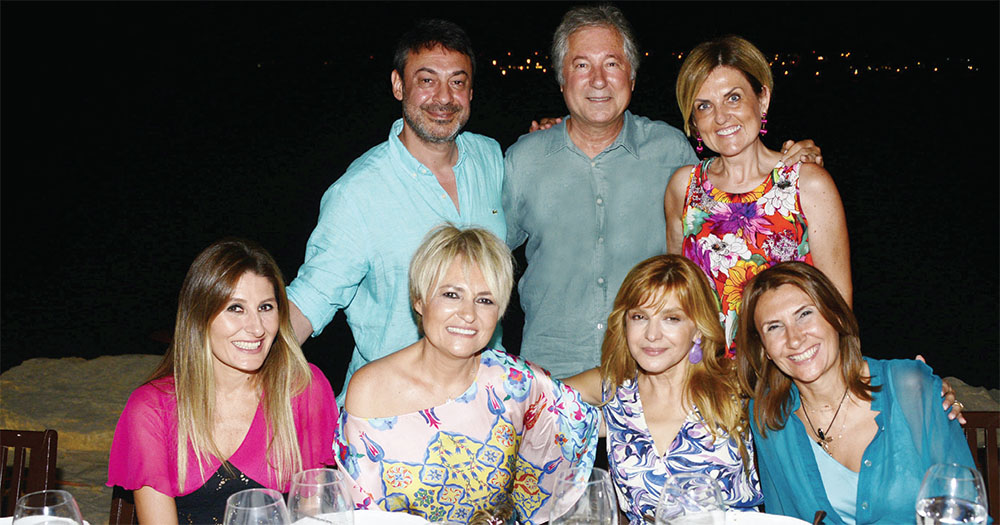 Levent Erkan, Haluk Nişli, Pakize Sükan, Saadet Erkan, Mesude Beşer, Işıl Nişli, Berrin Bahar Yer