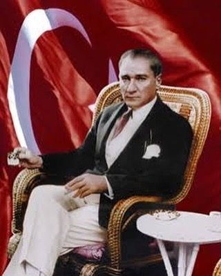Ünlülerden 30 Ağustos Zafer Bayramı paylaşımları - 86825