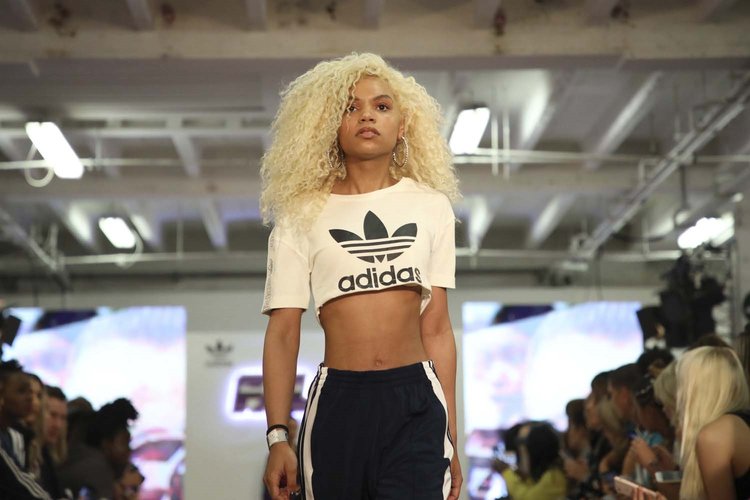 Adidas İlkbahar//Yaz 2019 koleksiyon - 90673