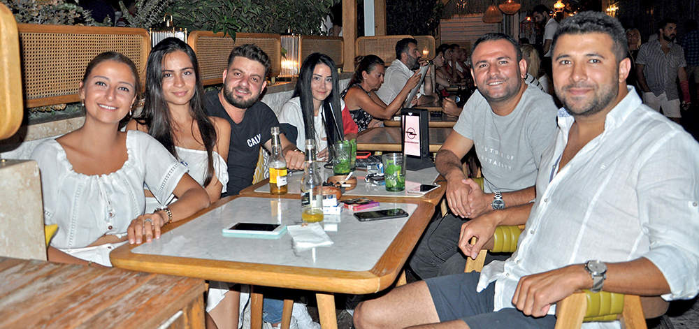 Alaçatı Cadde Sokak - 91186