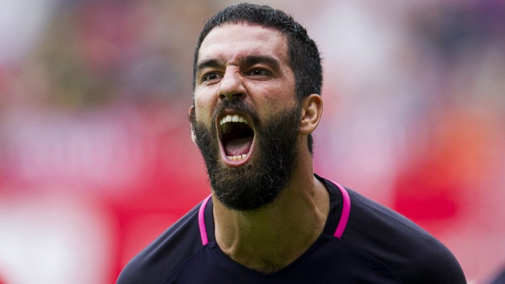 Arda Turan-divamagazin
