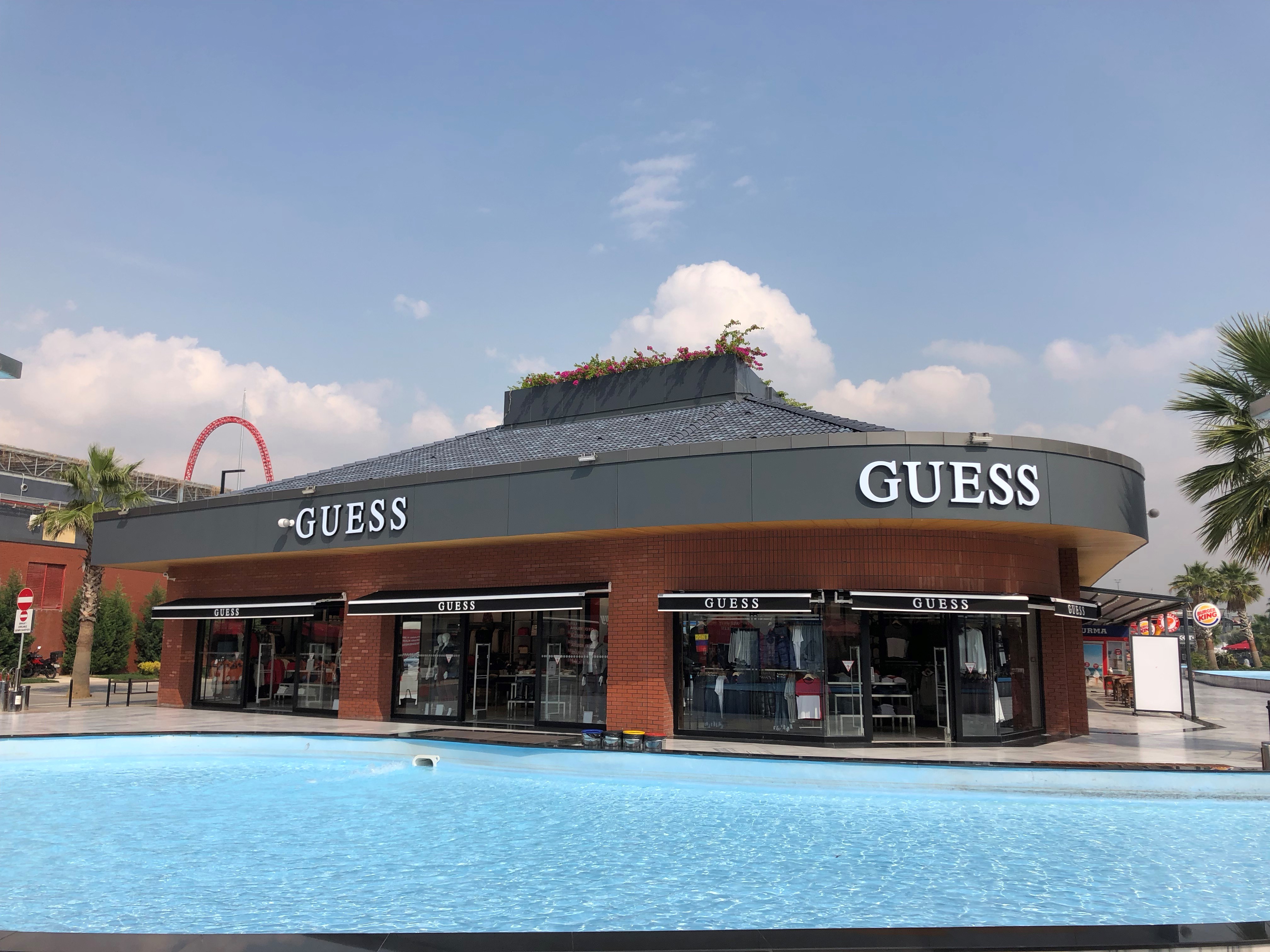 GUESS Türkiye’deki büyümesini 5 yeni mağaza ile güçlendiriyor-diva-magazin1