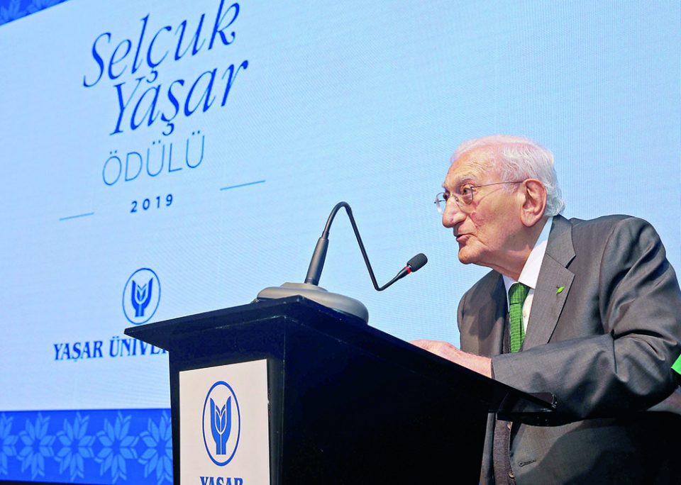 Ali Nihat Gökyiğit