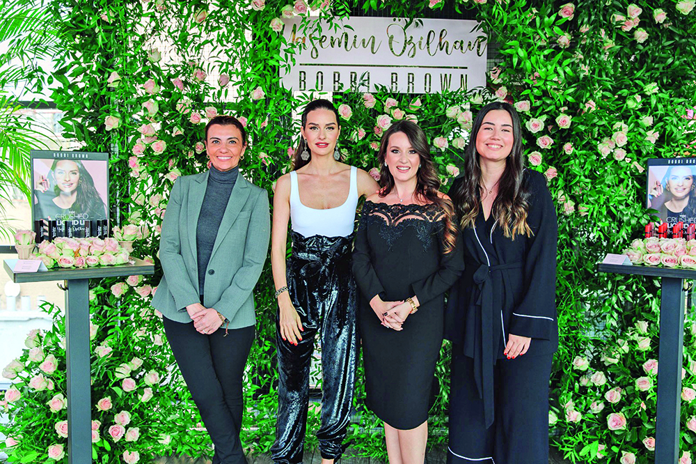 Yasemin Özilhan X Bobbi Brown Koleksiyonu cemiyetten yoğun ilgi gördü - 101895