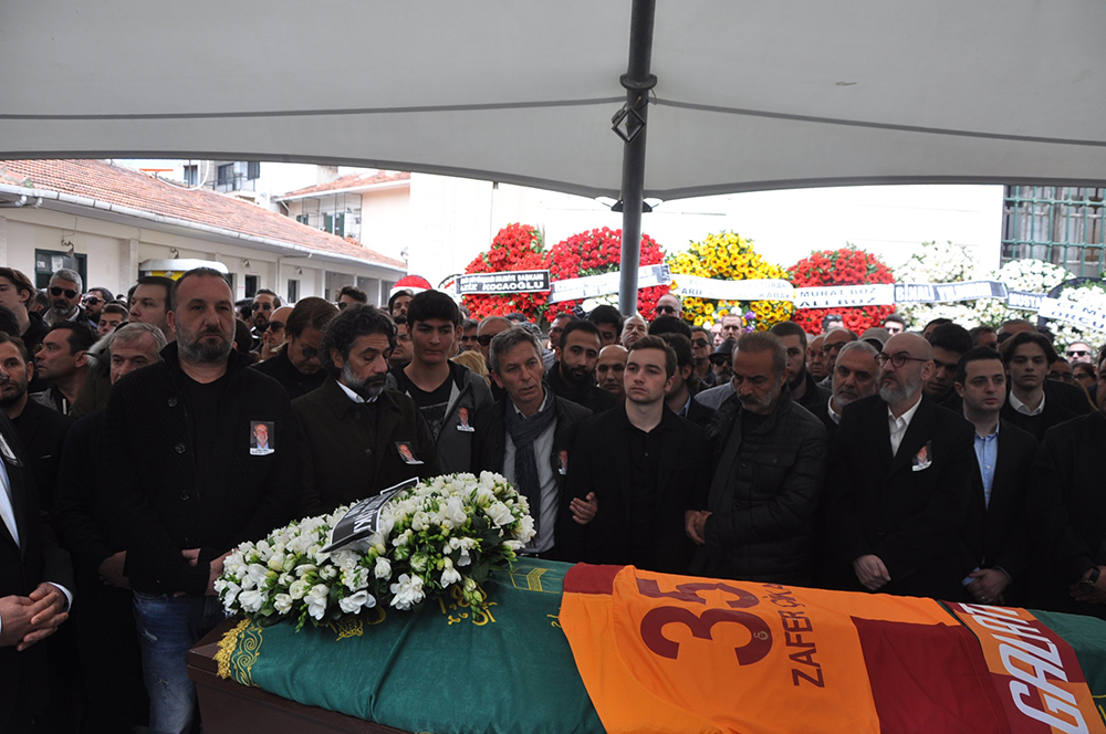Zafer Çika son yolculuğuna uğurlandı - 102798