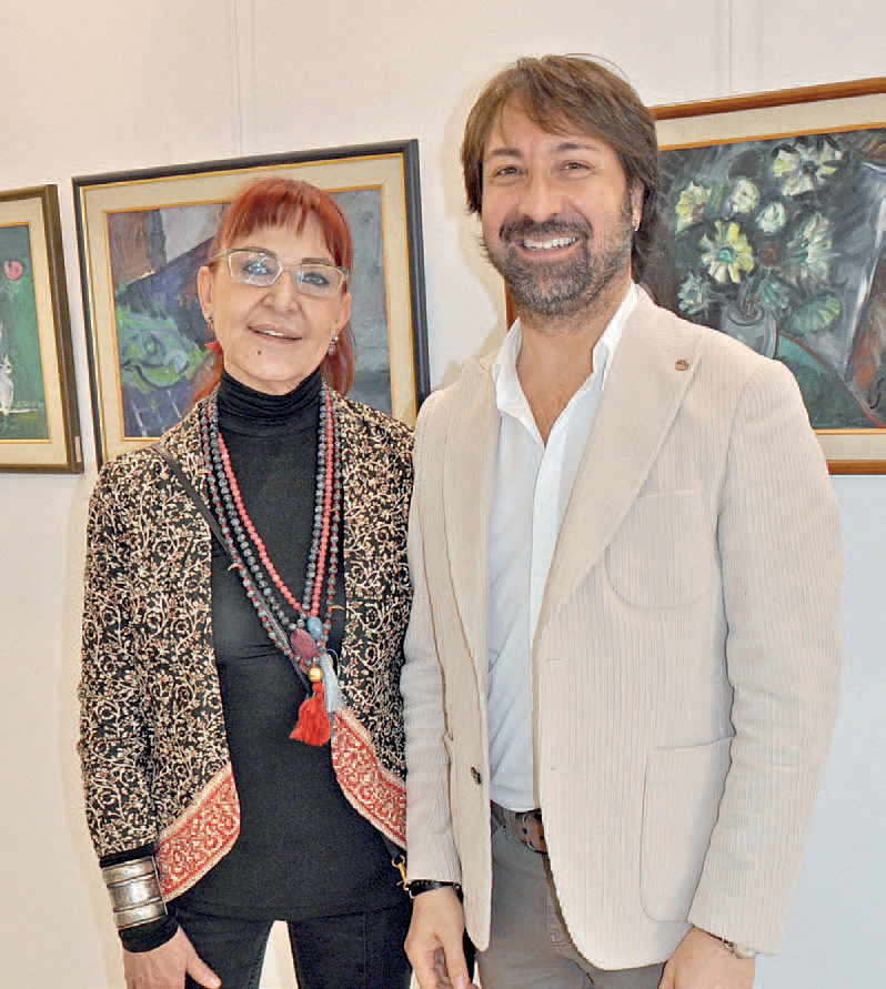 Ayşe Tatari’nin ‘Şehir Masallar’ sergisi sanatseverlerle buluştu - 102467