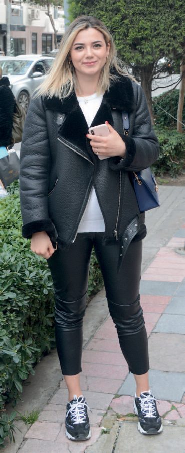 İzmir-İstanbul Cadde/Sokak - 102436