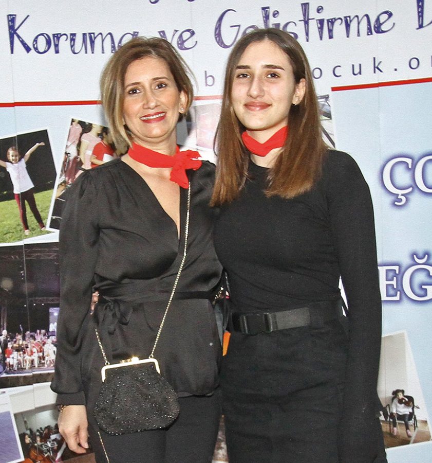Yorglass Barış Çocuk Senfoni Orkestrası’ndan  harika performans - 104461