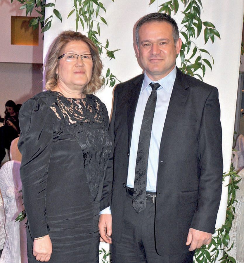Arda Çağıral & Rengül Kulpedin şık bir törenle evlendi - 104157