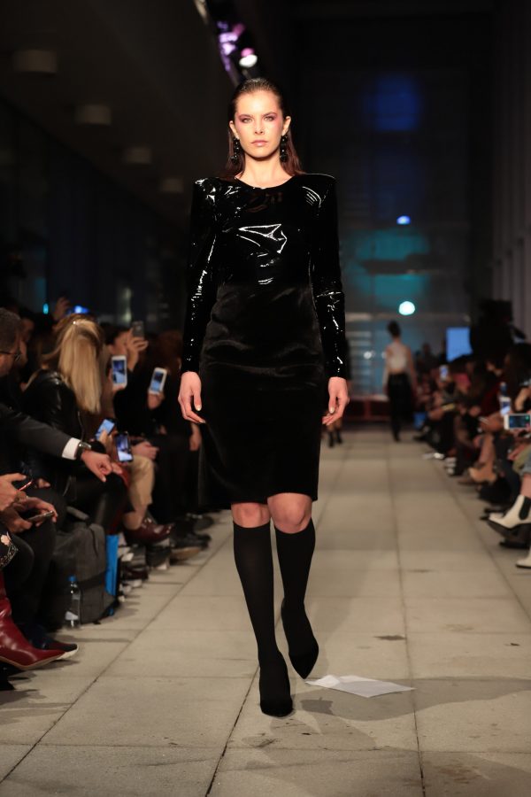 EZRA&TUBA’DAN MERCEDES-BENZ  FASHION WEEK’TE MUHTEŞEM DEFİLE! - 104035