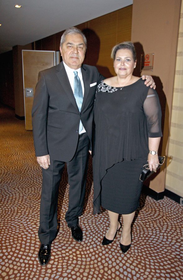 Zeynep Tuna ve Asil Temel  Görkemli Bir Törenle Evlendi - 106856