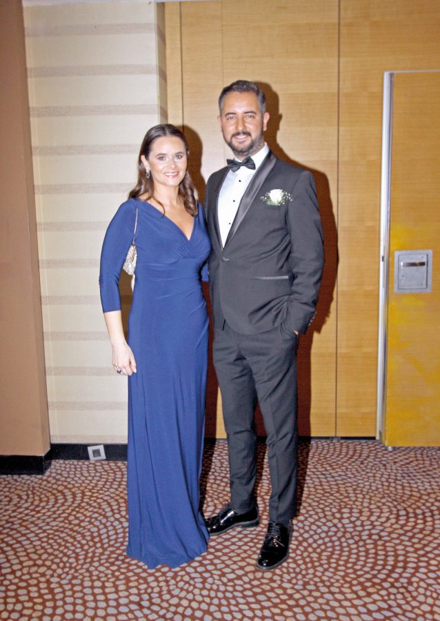Zeynep Tuna ve Asil Temel  Görkemli Bir Törenle Evlendi - 106852