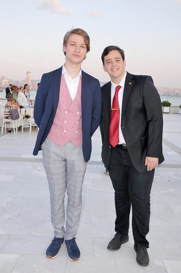 Tevfik Fikret’li Öğrenciler Umutla Uğurlandı - 110077