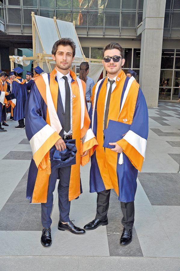 İzmir Ekonomi Üniversitesi’nde kepler geleceğe umutla atıldı - 111993
