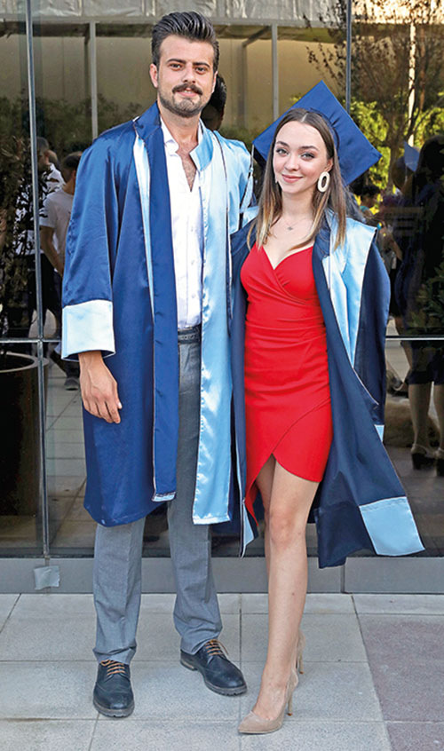 Yaşar Üniversitesi’nde Mezuniyet Heyecanı - 110833