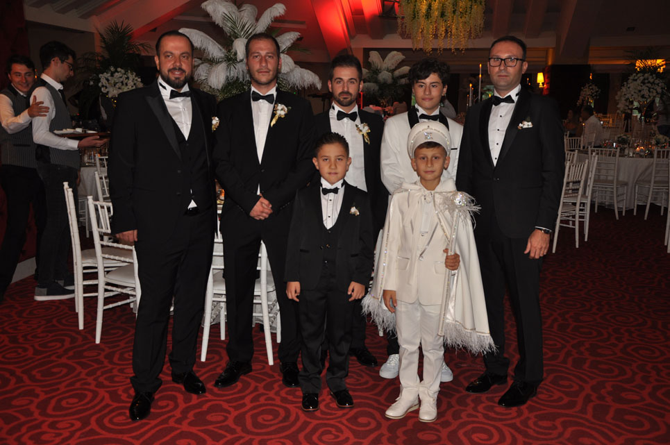 Halil Emir Ve Deniz Çalık  Erkekliğe İlk Adımı Attı - 116731